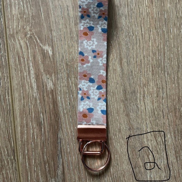 Floral key chains - Picture 3 of 3